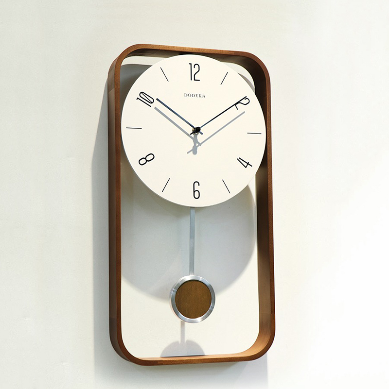 Japanese Luxury Lifestyle - Holz Vintage Wanduhren Modernes Wohnzimmer mit