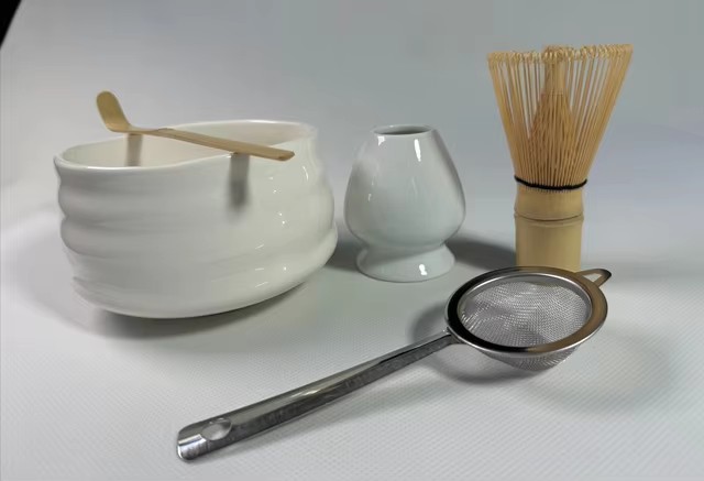 Bamboo Whisk Chasen - Beliebtes Matcha-Starter-Teeset, traditioneller Bambus-Schneebesen, 100-Zinken-Chasen-Schaufel, glasierte